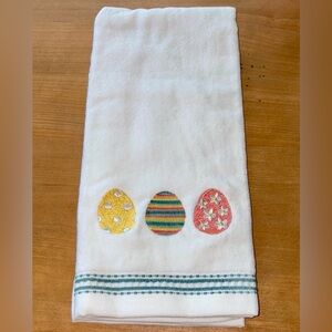 SKL Home Embroidered Easter eggs White kitchen bath Hand Towel 100% Cotton new